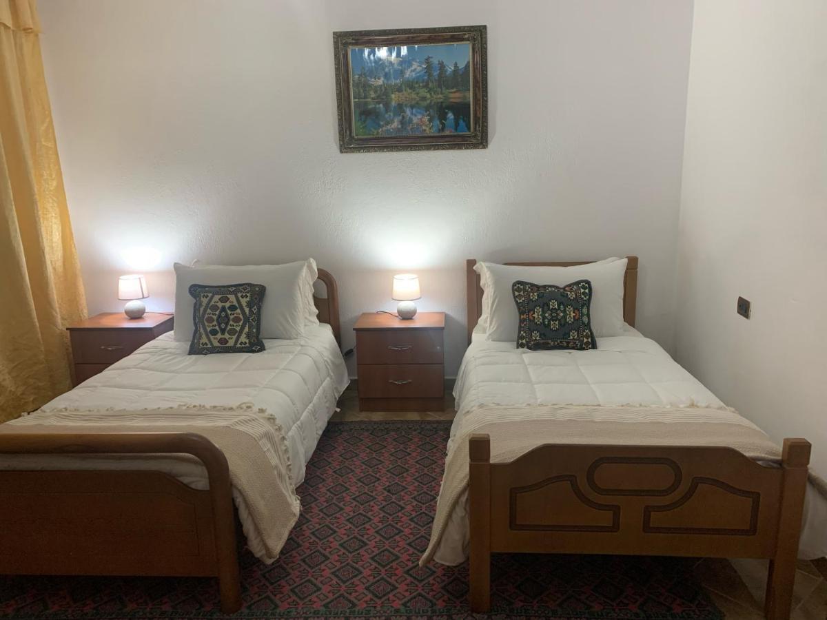 Vila Demaj! Free Parking بيرات المظهر الخارجي الصورة